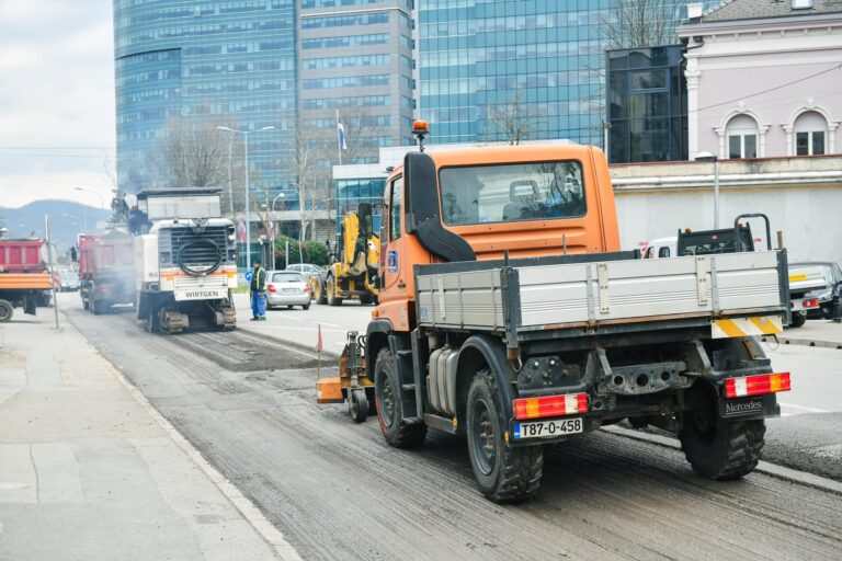 Реконструкција улице Вука Караџића